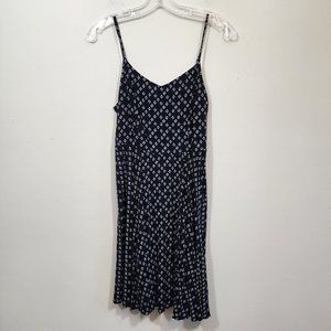 Old Navy fit and flare diamond print sundress with adjustable straps woman's M